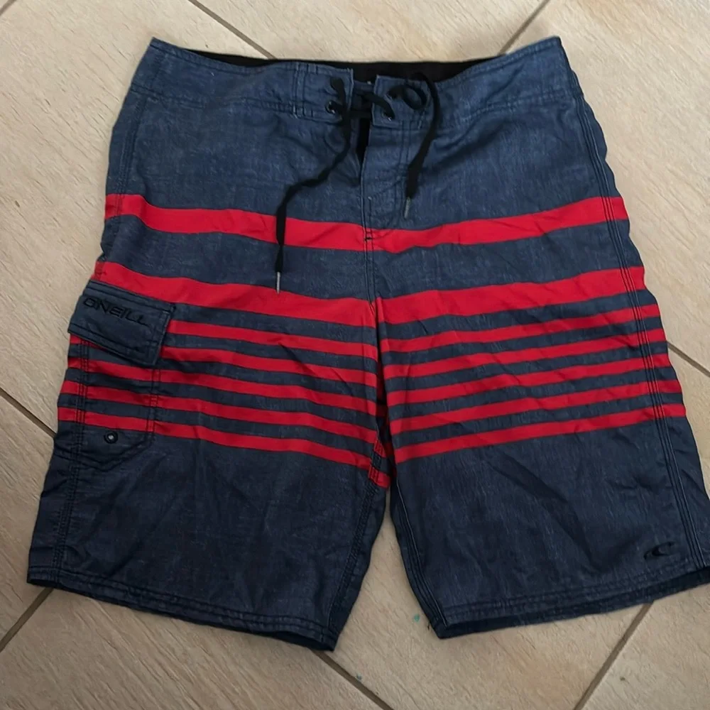 O’Neill Swim Trunks, size small (32) - Picture 1 of 4